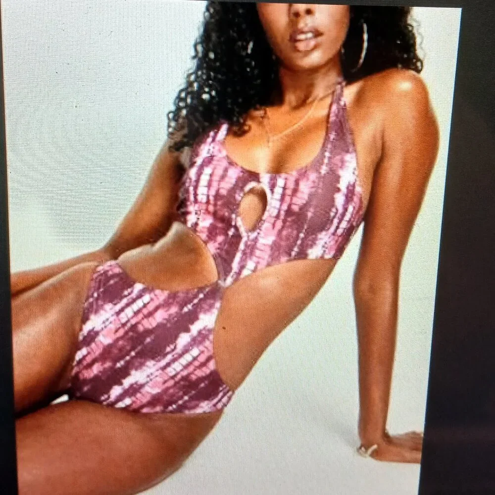 Asos Luxe Palm Women's Cut Out Halter Neck Swimsuit Purple Print NWT SZ 4 - Picture 10 of 10